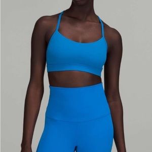 Lululemon Flow Y Nulu Bra *Light Support A-C Cup Poolside Size 4